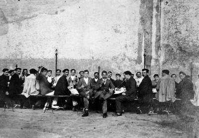 Comida panaderos frontón Goyarrola