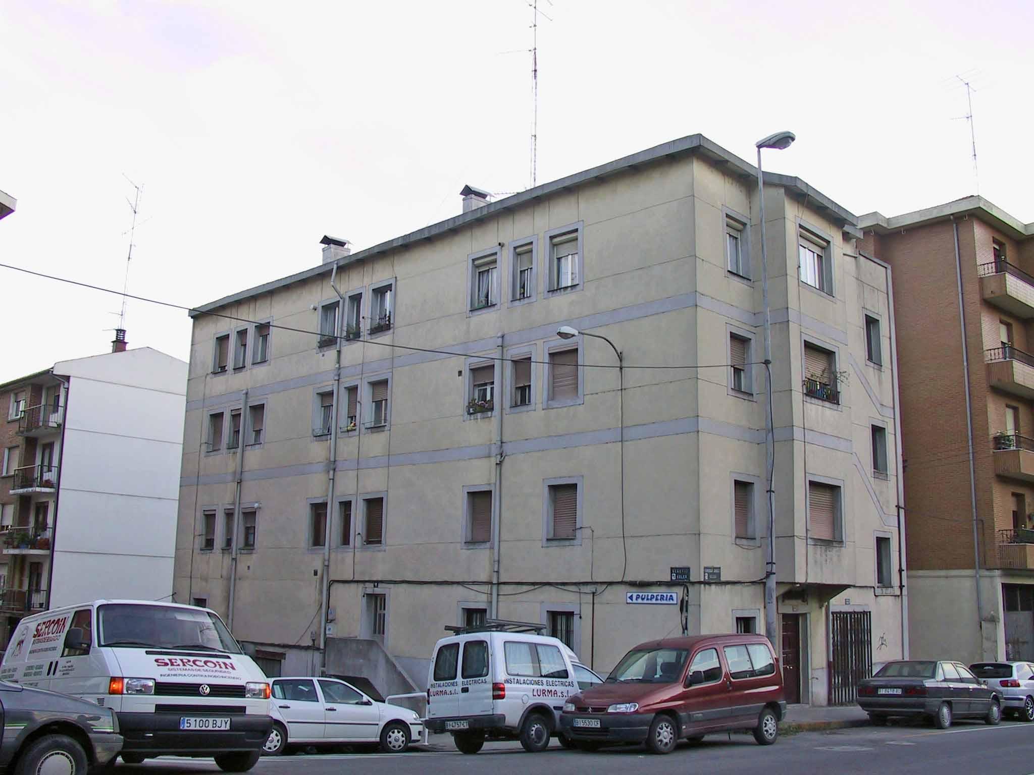 Casa F L