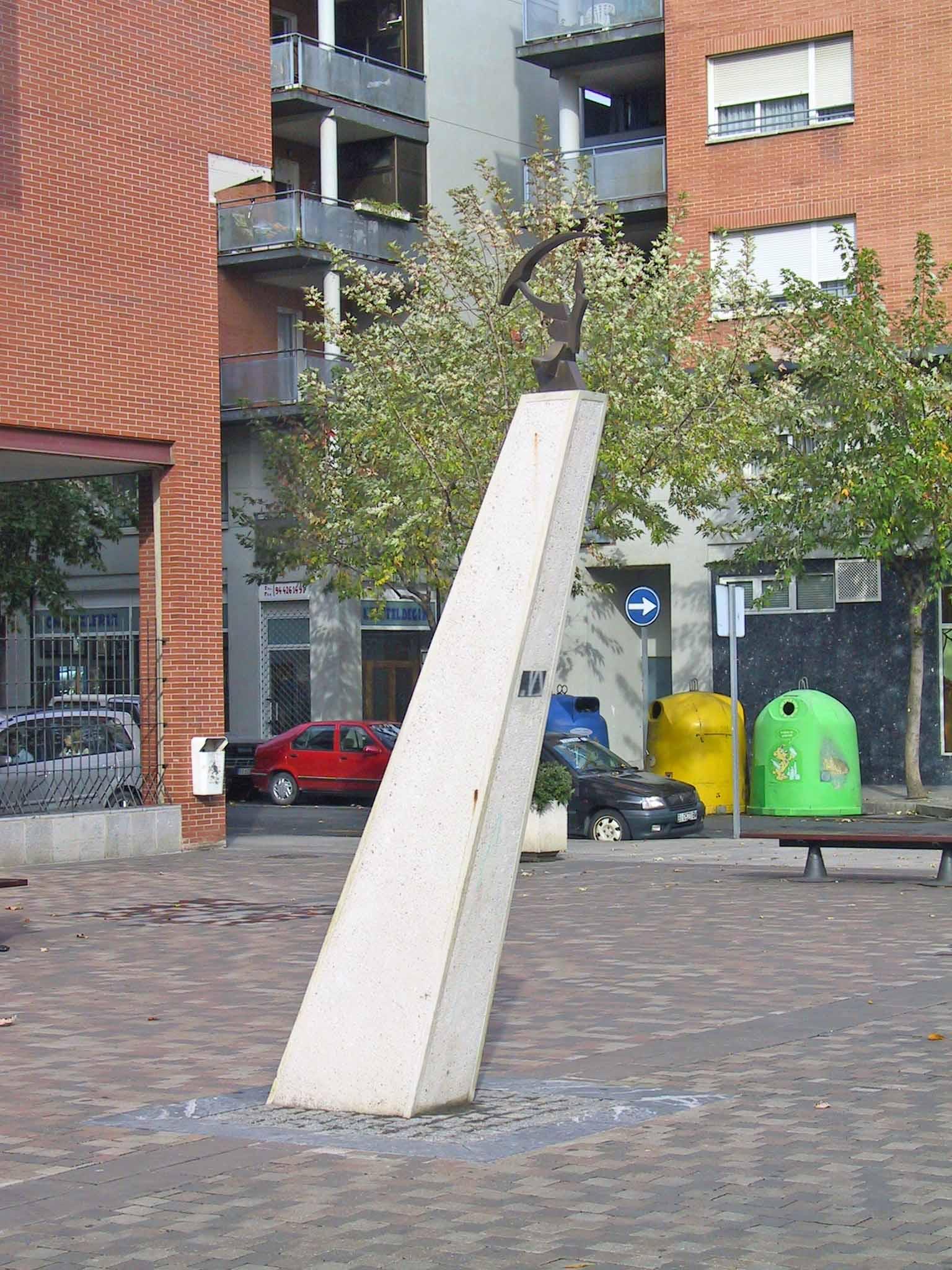 Monumento Homenaje a Pinceles