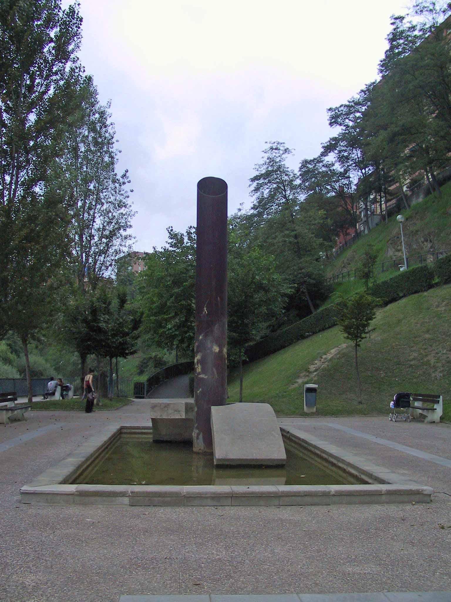 Escultura a los Donantes de Sangre