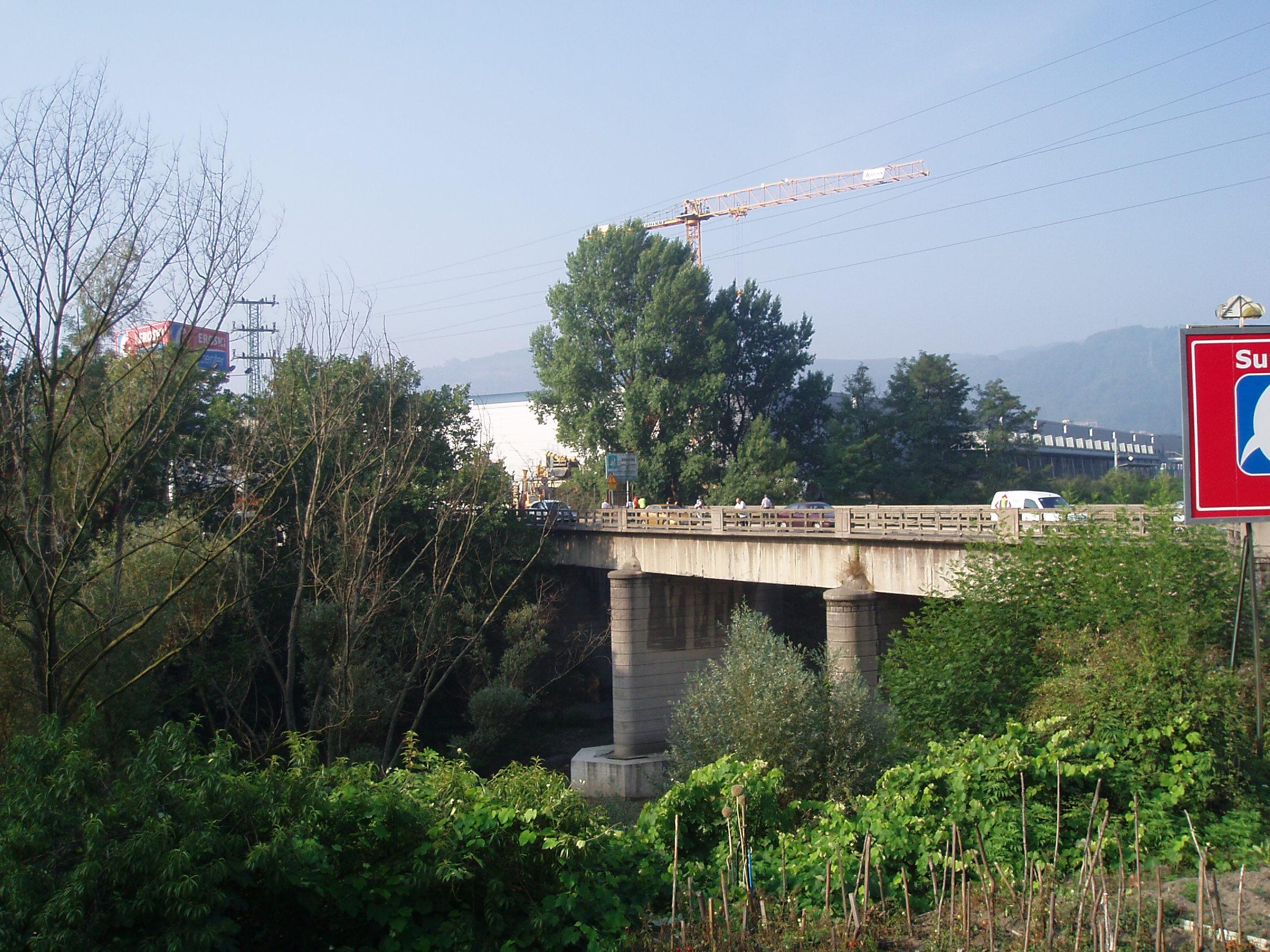 Puente de la Basconia