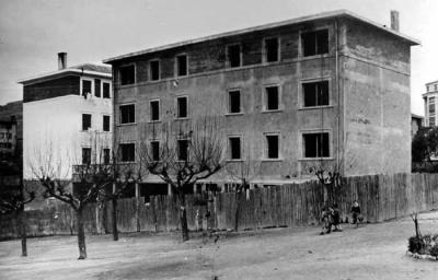 Escuelas L. de Vega