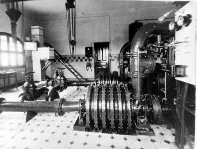 Deposito de aguas, sala de maquinas