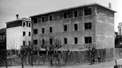 Escuelas L. de Vega